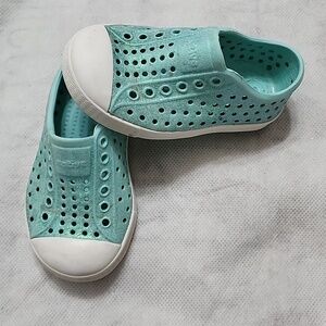 Native sparkle shoes